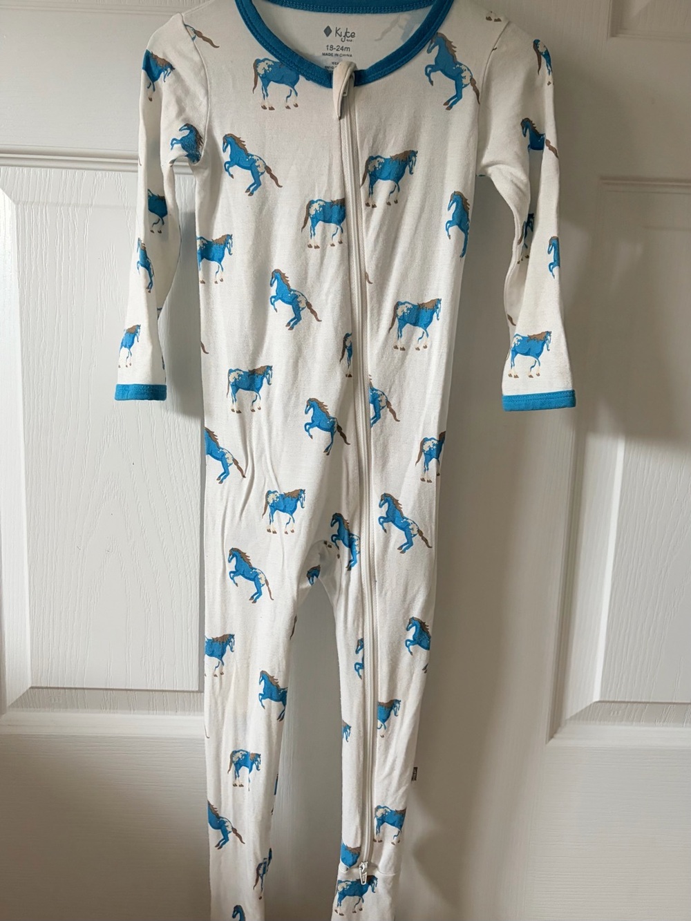 Kyte Baby Horses Footed Sleeper, 18-24 mths